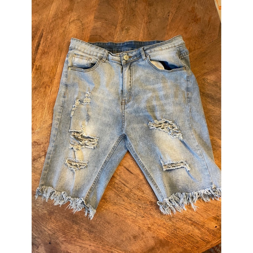 Distressed Light Wash Denim Bermuda Shorts Raw Hem Frayed XL